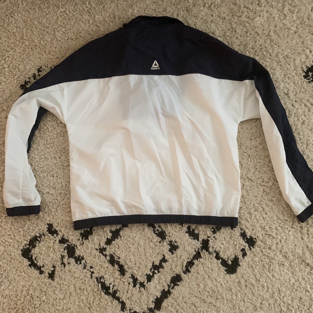 Men’s Reebok Classic Windbreaker - Picture 4 of 4